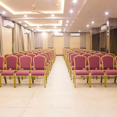 Daksh The Madhuvan Suites Dwarka Εξωτερικό φωτογραφία
