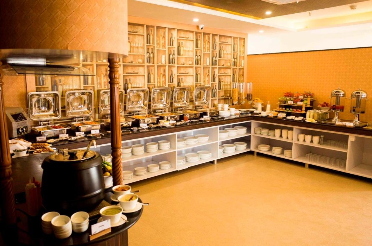 Daksh The Madhuvan Suites Dwarka Εξωτερικό φωτογραφία